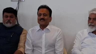 सिन्नर: त्याला पॉलिटिकल ड्रामा म्हणता येणार नाही मंत्री गिरीश महाजन यांचे प्रसिद्धी माध्यमांना प्रतिक्रिया