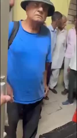 राजगढ़: एक व्यक्ति ने राजगढ एसडीएम मनोज खेमादा को कहा बेशर्म आदमी.. अपने आप को एसडीएम समझे बैठा है.. #वीडियो वायरल