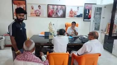 बुलंदशहर: गंगानगर स्थित आवास पर सदर विधायक ने की जनसुनवाई, अधिकारियों को समस्याओं के निस्तारण के लिए किया निर्देशित