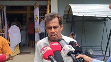 সোণাৰি: গুৱাহাটীত শোকাৱহ ঘটনাৰ পাছতেই সোণাৰিৰ শান্তিপুৰ স্থিত বাসগৃহত খুৰায়েকৰ মন্তব্য