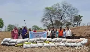 राजनांदगांव: जिले के ग्राम दीवानभेड़ी में जल संरक्षण के लिए बोरी बंधान का कार्य किया गया