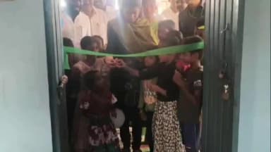 సిరిసిల్ల: ప్రభుత్వ పాఠశాలల్లో ప్రవేశాలు పెరగాలి
ప్రభుత్వ సదుపాయాలు సద్వినియోగం చేసుకోవాలి : జిల్లా కలెక్టర్ గరిమ అగ్రవాల్