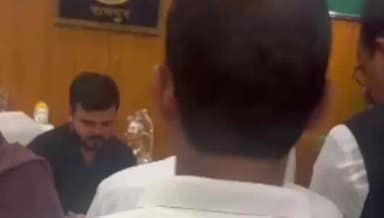 रामपुर: साईं विहार कॉलोनी के बासिंदों ने गंदगी को लेकर जिलाधिकारी को शिकायती पत्र दिया, जिलाधिकारी ने कार्रवाई का भरोसा दिया