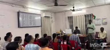 కొత్తగూడెం: మీసేవ సేవల అమలులో పారదర్శకతకు ప్రాధాన్యత ఇవ్వాలని మీసేవ వి ఎల్ ఈ లకు సూచించిన ఈ-డిస్ట్రిక్ట్ మేనేజర్
