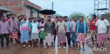 पोटका: पोटका के चंदनपुर जाहेरथान की चारदीवारी का निर्माण गुटबाजी में अटका