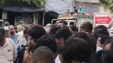 फर्रुखाबाद: केदारनाथ में दर्शन के बाद पहाड़ी से गिरने से अधिवक्ता की हुई मौत, शव घर पहुंचने पर मचा चीत्कार