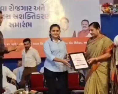 પાલીતાણા: પાલીતાણા આઈટીઆઈ માં અભ્યાસ કરેલ વિદ્યાર્થીઓને રોજગાર મેળામાં એપ્રેન્ટીસ્ટ તરીકે જોબ મળતા ખુશી વ્યક્ત કરી