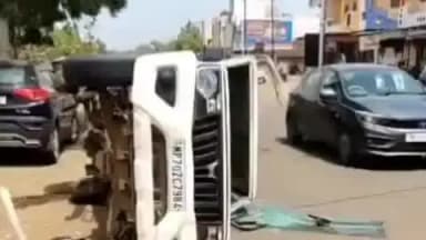 बड़ौद: बड़ोद रोड पर कार और बाइक टक्कर में महिला सहित चार घायल
