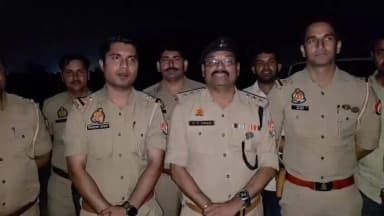 थाना जैत पुलिस द्वारा ट्रांसफार्मर की चोरी के अभियोग में वांछित 02 अभियुक्तगण को दौराने पुलिस मुठभेड किया गया गिरफ्तार । अभियुक्तगण के कब्जे से 02 तमंचा .315 बोर , 02 जिन्दा कारतूस .315 बोर , 03 खोखा कारतूस .315 बोर , 01 स्कॉर्पियो सफेद रंग (बिना नम्बर प्लेट), ट्रांसफार्मर के नट बोल्ट , कुछ प्लेट, रस्सा एवं ट्रांसफार्मर खोलने वाले टूल बरामदगी के सम्बन्ध में #COSADAR_MTA द्वारा दी गई बाइट:-
@Uppolice
@adgzoneagra
@digrangeagra