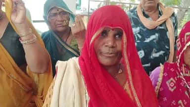 कोटेश्वर महादेव मंदिर के पास खुलेआम बिक रही अवैध शराब ग्रामीणों का फुटा गुस्सा
रिपोर्टर गोपाल सोनेरीया टीकर