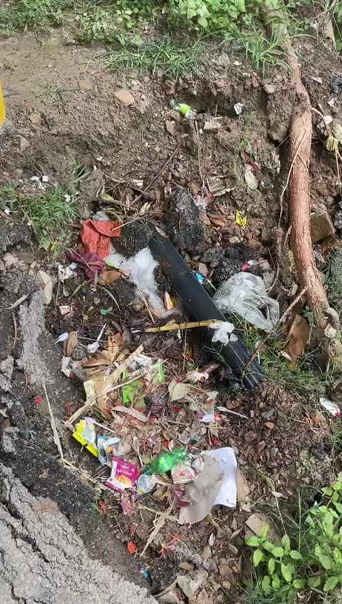 शिकायत / टिप्पणी:
🚨 अत्यंत गंभीर समस्या की ओर प्रशासन का ध्यान आकर्षित करना चाहता हूँ।#Districtmagistrate Ballia