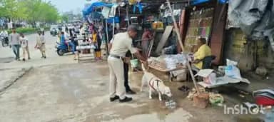 నాగర్ కర్నూల్: మాదకద్రవ్యాల గుర్తింపు కోసం జిల్లా కేంద్రంలో డాగ్ స్క్వాడ్ ద్వారా పోలీసుల తనిఖీలు