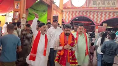 फरेंदा: लेहड़ा देवी मंदिर में विकास कार्यों का निरीक्षण, पूर्व विधायक बजरंग बहादुर सिंह प्रभारी मंत्री के संग पहुंचे