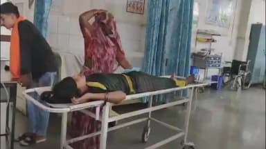 शिवपुरी नगर: सिंहनिवास में विवाहिता पर जुल्म ढा रहा था हैवान पति, बचाने पहुंची साली को भी सरेराह पीटा; दी जान से मारने की धमकी