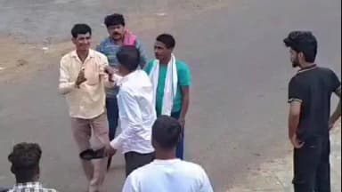 लखनादौन: धूमा बाईपास के समीप बस की मामूली टक्कर से नाराज युवक ने बस से चाबी निकाली और मौके से हुआ चंपत