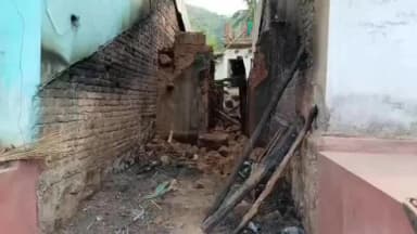 ରାୟଗଡା: ଟିକରପଡା ଗ୍ରାମର ଅଗ୍ନି ବିପନ୍ନ ଡିୟୁ ଶବର ଙ୍କ ଦୁଃଖ ବୁଝିଲେ ଆଉ ସମସ୍ତ ସରକାରୀ ସାହାଯ୍ୟ ଯୋଗାଇଦିଆଯିବ ବୋଲି କହିଲେ ରାୟଗଡ଼ା ବିଧାୟକ