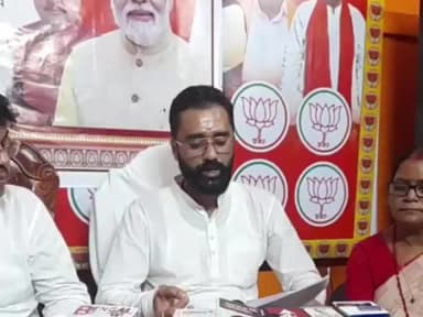 গাইঘাটা: একাধিক বিষয় নিয়ে সাংবাদিক সম্মেলন করলেন গাইঘাটার বিধায়ক সুব্রত ঠাকুর