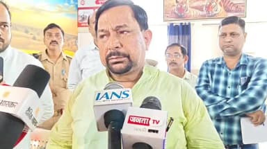 फर्रुखाबाद: सांसद मुकेश राजपूत ने गढ़िया ढिलावल रेलवे अंडरपास को लेकर उठाए सवाल, कहा- पूरे हिंदुस्तान में इतना रद्दी नहीं बना होगा