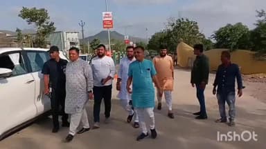 જૂનાગઢ: ૬૭.૯૩ કરોડના ખર્ચે નિર્માણ થનાર રેલવે ઓવરબ્રિજનું ખાતમુહૂર્ત કરતા મંત્રી ડો.પ્રદ્યુમન વાજા