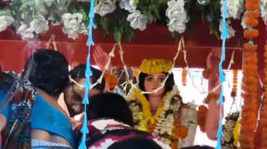 খাতড়া: খাতড়ায় হরিরহাটের সাজসজ্জার কাজ করতে গিয়ে দুর্ঘটনায় যুবকের মৃত্যু