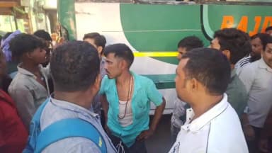 पत्थलगांव: नशे में धुत ट्रक चालक ने राजधानी बस को मारी टक्कर, बस में मची चीख-पुकार, टला बड़ा हादसा