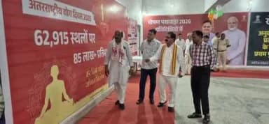 श्री गंगानगर: जिला स्तरीय प्रदर्शनी का अवलोकन श्रीयादे माटी कला बोर्ड के अध्यक्ष ने किया