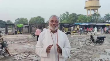 कुशीनगर जनपद के तमकुहीराज नगर पंचायत स्थित मछली हाटा और सब्जी मंडी नर्क बनी हुई है तत्काल सफाई अगर नहीं हुआ तो आने वाले