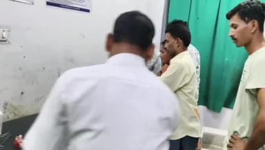 डिंडौरी: इमलई बंजर टोला गांव मे मोटरसाइकिल हुई अनियंत्रित, एक युवक की मौत दो युवक गंभीर घायल, घायलों का उपचार जारी