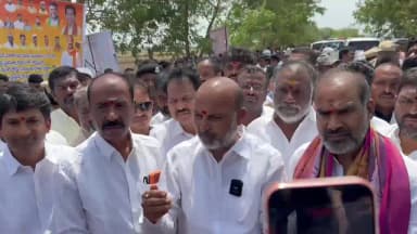 వేములవాడ: రోడ్డు విస్తరణ పనులకు శంకుస్థాపన చేసి మీడియాతో మాట్లాడుతున్న కేంద్ర హోం శాఖ సహాయక మంత్రి బండి సంజయ్
