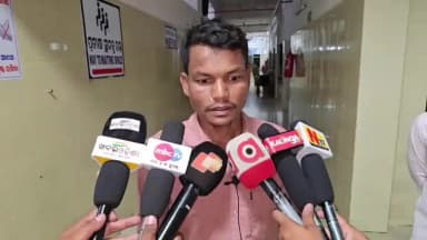 ନବରଙ୍ଗପୁର ପୋଲିସ ଷ୍ଟେସନ: ଘର ଭାଙ୍ଗିଦେଲା ଟିପ୍ପର ଜିଲ୍ଲା ମୁଖ୍ୟ ଚିକିତ୍ସାଳୟ ରେ ସଂପୂର୍ଣ ତଥ୍ୟ ପ୍ରକାଶ କଲେ ପୂଜାରୀଗୁଡା ର ବସନ୍ତ ଦୁରୁଆ
