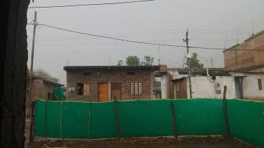 सारंगपुर के आसपास कहीं गांव में तेज हवा के साथ भी हुय बारिश