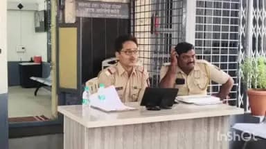नांदगाव: मनमाड बस स्थानक परिसरात टॅक्सी लावण्यास मज्जा व
