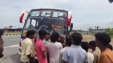 தருமபுரி: பெரியம்பட்டி ஊருக்குள் வராத பேருந்துகள் மாணவர்கள் பொதுமக்கள் வாக்குவாதம்
