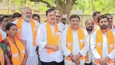 బోధన్: పేదల సంక్షేమానికి కృషి చేస్తున్న గొప్ప వ్యక్తి నరేంద్ర మోడీ: నవీపేట స్వచభారత్ కార్యక్రమంలో బోధన్ BJP నేత మోహన్ రెడ్డి