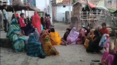 हाटा: हाटा में युवक की रहस्यमयी मौत, हाथ पर मिले जलने के निशान