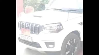 कुढ़नी: सोनवर्षा चौक पर कब्रिस्तान कि घेराबंदी को लेकर वर्षों से चल रहे विवाद का प्रशासन की मौजूदगी में हुआ आपसी समझौता