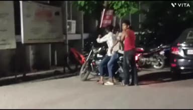 बांसवाड़ा: सदर थाना क्षेत्र स्थित नया गांव में दबंगों ने युवक को रास्ते में रोककर की मारपीट, लगी चोट, उपचार के बाद रेफर