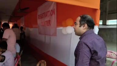 ইসলামপুর: ইসলামপুরে জনকল্যাণ শিবিরে উপচে পড়া ভিড়, পরিদর্শনে বিডিও পিনাকী দেবনাথ