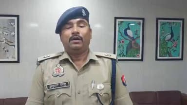थाना शाहबाद #RampurPolice द्वारा गैंगस्टर एक्ट के वांछित 25 हजार रुपये के ईनामी हिस्ट्रीशीटर अभियुक्त को मुठभेड के दौरान गिरफ्तार करने के सम्बन्ध में #अपर_पुलिस_अधीक्षक, रामपुर द्वारा दी गई बाइट ।
#UPPolice
#RampurPolice https://t.co/aSRM4wky8t