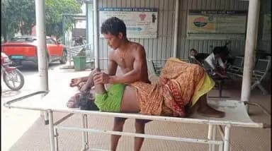 ଯାଜପୁର: ରଜରେ ଚୂନଭାଟି ପ୍ଲଟ ଅଂଚଳରେ ଅଘଟଣ,ଦୋଳି ଖେଳୁଥିବା ସମୟରେ ତଳେ ପଡି ମହିଳା ଗୁରୁତର