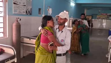 बगोदर: बगोदर सरिया रोड पर दो बाइक की टक्कर में एक की मौत, एक घायल