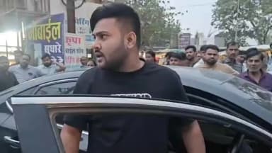 करेली: पब्लिक एप पर देखिए नरसिंहपुर में काली फिल्म हटाने और चालान काटने को लेकर तीखी बहस,, सोशल मीडिया में वीडियो वायरल