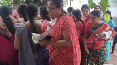 జగిత్యాల: ఘనంగా జిల్లా కేంద్రంలో పలు ఆలయాలలో సోమావతి అమావాస్య ప్రత్యేక పూజలు