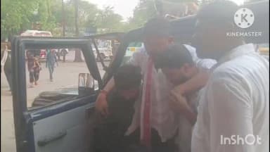 नागौद: सतना बीजेपी कार्यालय के घेराव प्रदर्शन में बड़ा हादसा, युवा कांग्रेस के जिला अध्यक्ष वरुण गूजर घायल,अस्पताल में भर्ती।