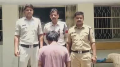 सागर नगर: मोतीनगर थाना क्षेत्र की वर्धमान कॉलोनी में घर में घुसकर चोरी करने वाला आरोपी गिरफ्तार, पुलिस ने जेवर किए बरामद