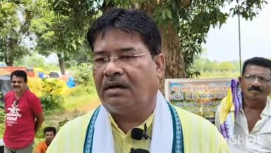 ଧର୍ମଗଡ: ଧାନ ମଣ୍ଡିରେ ଅବ୍ୟବସ୍ଥା ଏବଂ ଚାଷୀ ଆନ୍ଦୋଳନ ନେଇ ପଣ୍ଡିଗାଁ ଠାରେ ପୂର୍ବତନ ମନ୍ତ୍ରୀ ପୁଷ୍ପେନ୍ଦ୍ର ସିଂହଦେଓ ଙ୍କ ପ୍ରତିକ୍ରିୟା
