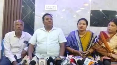 କେନ୍ଦ୍ରାପଡା: ବିଡ଼ିଓଙ୍କ ଚ୍ୟାମ୍ବରରେ ଚାମେଲୀଙ୍କ ସହ କଣ ଘଟିଥିଲା,ସାମ୍ବାଦିକଙ୍କୁ ସତ୍ୟ ଓଗାଳିଲେ ପ୍ରତକ୍ଷଦର୍ଶୀ ଟିକରପଙ୍ଗା ସରପଞ୍ଚ ଜ୍ୟୋତି ରଞ୍ଜନ ଖଟୁଆ