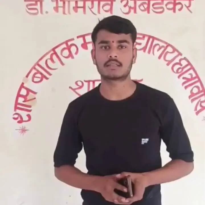छात्र विष्णु डाबी ने अपने अनुभव साझा करते हुए बताया कि डॉ. भीमराव अम्बेडकर शासकीय बालक महाविद्यालय छात्रावास, शाजापुर में विद्यार्थियों को गुणवत्तापूर्ण शिक्षा के साथ आवास, अध्ययन एवं अन्य आवश्यक सुविधाएं उपलब्ध हैं।
#12YearsOfNayaBharatNirman
#MadhyaPradesh #shajapur #शाजापुर https://t.co/kveJHyRgtX
