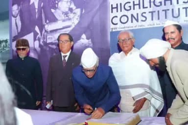 सिविल लाइन्स: महानिर्वाण स्थल पर बाबासाहेब को श्रद्धांजलि ,सांसद प्रवीण खंडेलवाल ने किया नमन