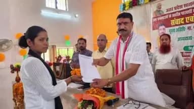 मनकापुर: बभनजोत में जन कल्याण शिविर आयोजित, सैकड़ों लाभार्थियों ने उठाया योजनाओं का लाभ